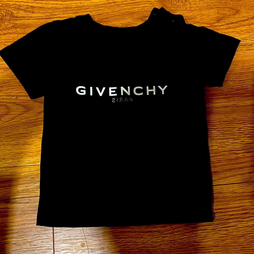 Givenchy kids 9M